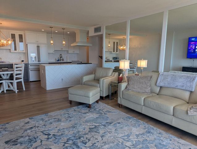 2121 N Ocean Boulevard 1006e, Boca Raton, FL 33431