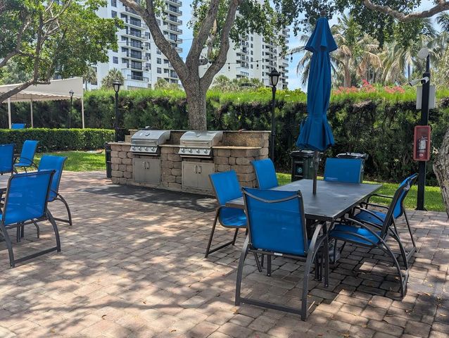 2121 N Ocean Boulevard 1006e, Boca Raton, FL 33431
