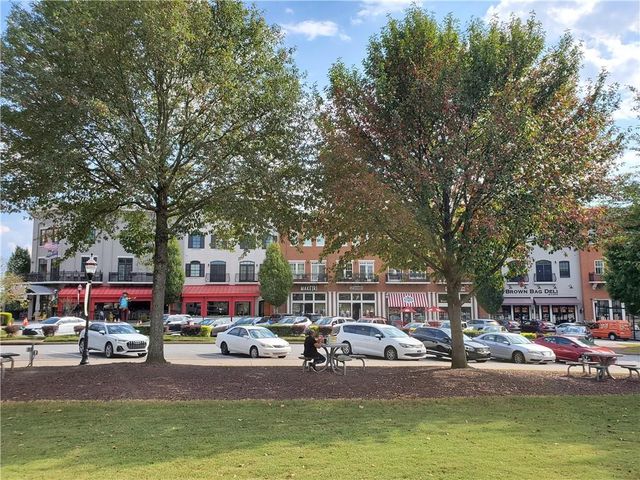 3941 Savannah Square Street, Suwanee, GA 30024