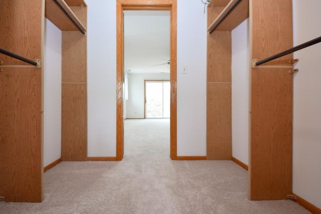 50 Ridgewood Road, Elk Grove Village, IL 60007