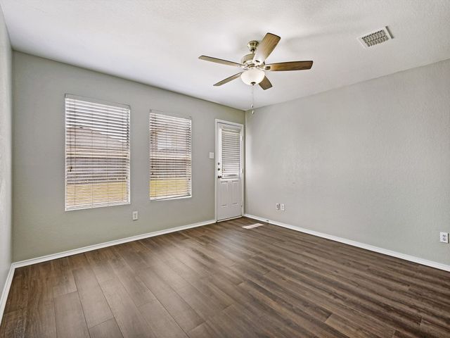 1442 Whitewater Drive, Little Elm, TX 75068