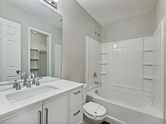 1442 Whitewater Drive, Little Elm, TX 75068