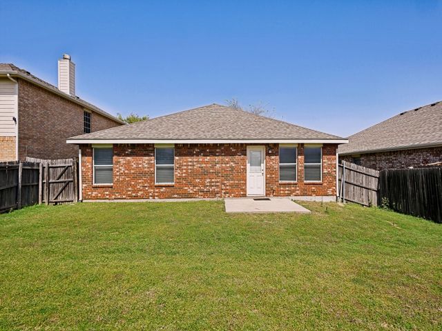 1442 Whitewater Drive, Little Elm, TX 75068