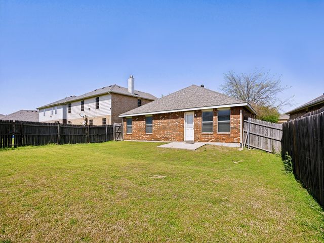 1442 Whitewater Drive, Little Elm, TX 75068
