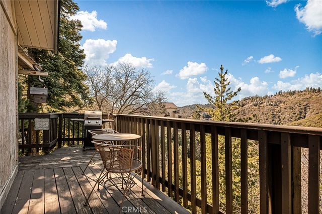 1256 Grass Valley, Lake Arrowhead, CA 92352