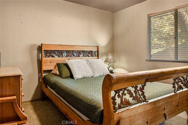 1256 Grass Valley, Lake Arrowhead, CA 92352