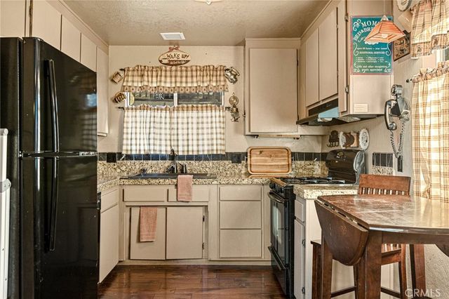 1256 Grass Valley, Lake Arrowhead, CA 92352