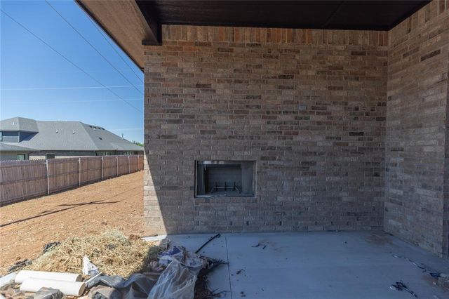 9316 NW 86th Street, Yukon, OK 73099