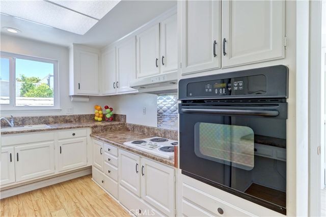 2006 Via Mariposa B, Laguna Woods, CA 92637