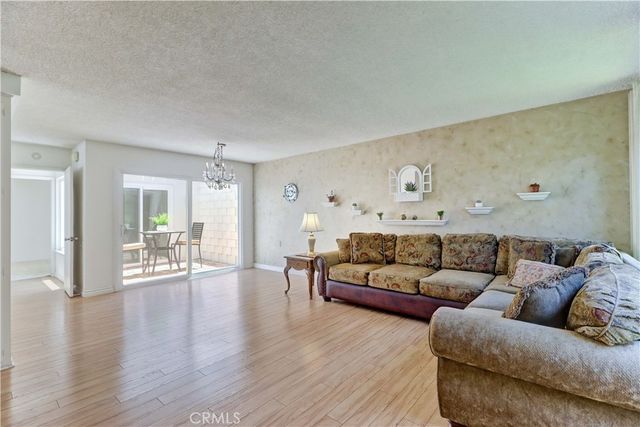 2006 Via Mariposa B, Laguna Woods, CA 92637