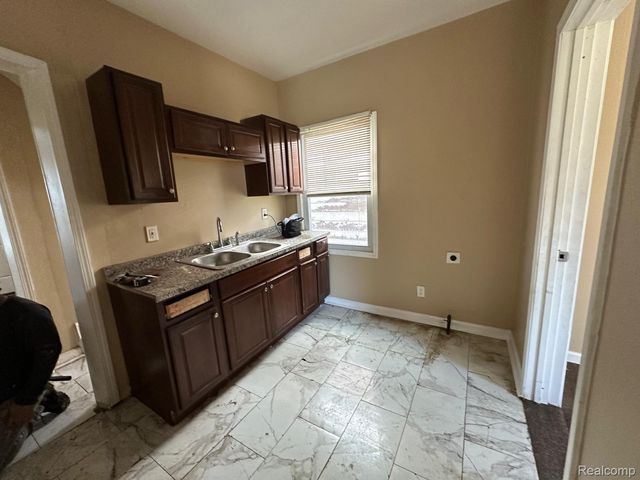 12055 Prest Street, Detroit, MI 48227
