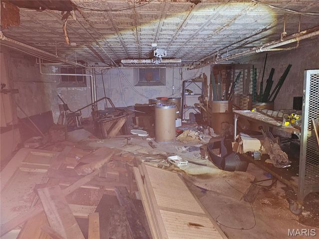 2000-2014 Salisbury Street, St Louis, MO 63107