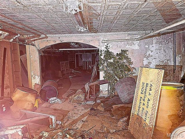 2000-2014 Salisbury Street, St Louis, MO 63107