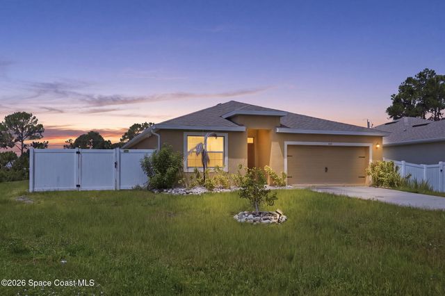 1418 Hepner Street SE, Palm Bay, FL 32909