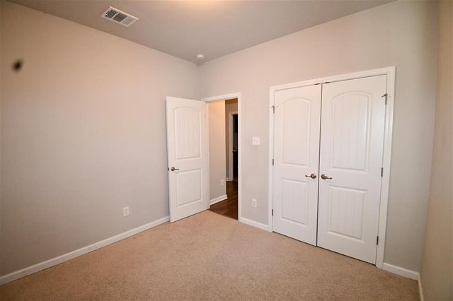 3147 Baywood Avenue, Lake Charles, LA 70607