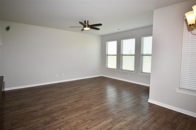 3147 Baywood Avenue, Lake Charles, LA 70607