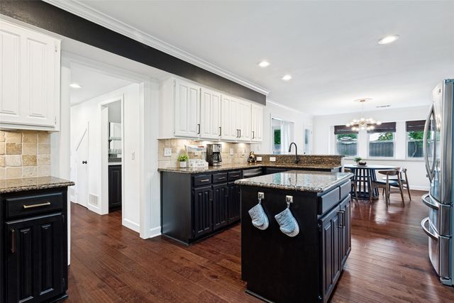 2128 Mcdaniel Circle, Plano, TX 75075
