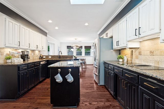 2128 Mcdaniel Circle, Plano, TX 75075