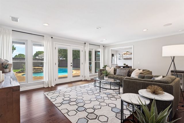 2128 Mcdaniel Circle, Plano, TX 75075