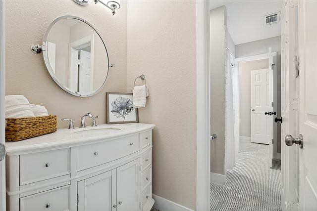 2128 Mcdaniel Circle, Plano, TX 75075