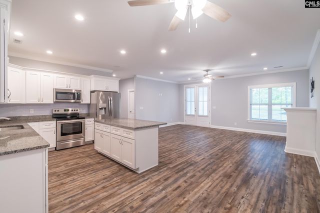 939 Old Stagecoach Road, Camden, SC 29020