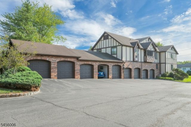 15 Kensington Rd F, Chatham Twp., NJ 07928