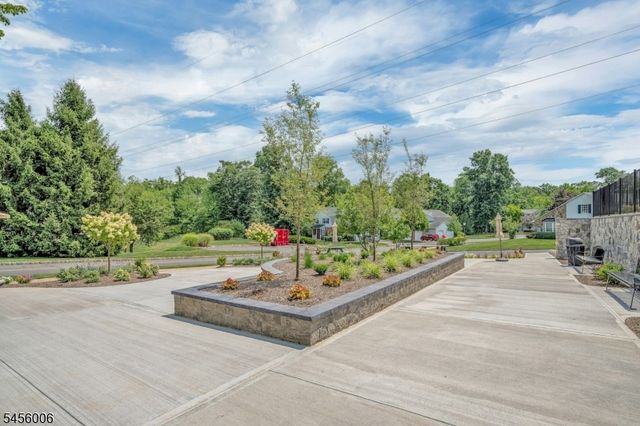 15 Kensington Rd F, Chatham Twp., NJ 07928