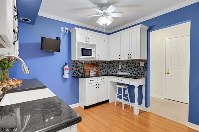 15 Kensington Rd F, Chatham Twp., NJ 07928