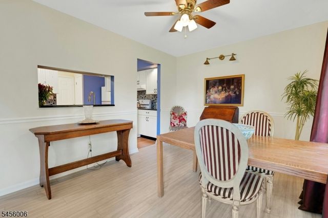 15 Kensington Rd F, Chatham Twp., NJ 07928