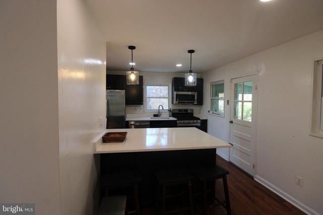 4009 TANEY AVE, Alexandria, VA 22304