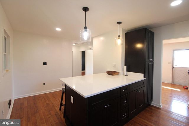 4009 TANEY AVE, Alexandria, VA 22304
