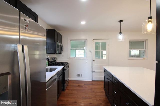 4009 TANEY AVE, Alexandria, VA 22304