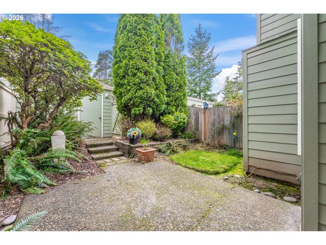 14807 Sw 106TH Ave, Portland, OR 97224