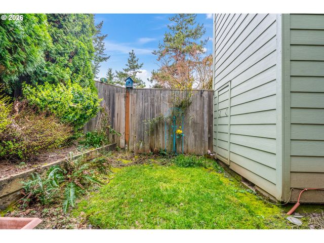 14807 Sw 106TH Ave, Portland, OR 97224