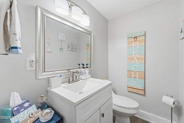 4 Mercury Street, Middletown, NJ 07748