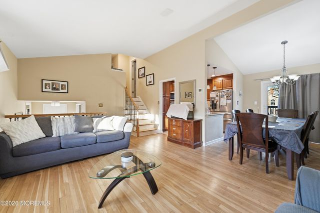 4 Mercury Street, Middletown, NJ 07748