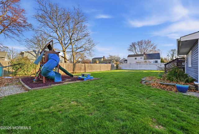 4 Mercury Street, Middletown, NJ 07748