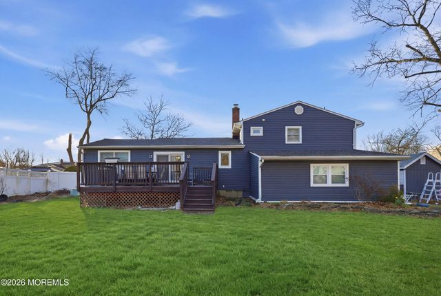 4 Mercury Street, Middletown, NJ 07748