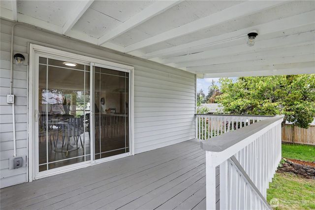 16823 15th Avenue E, Spanaway, WA 98387