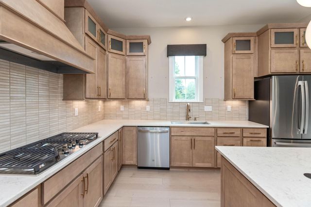 105 Encore Park Bend, Powell, OH 43065