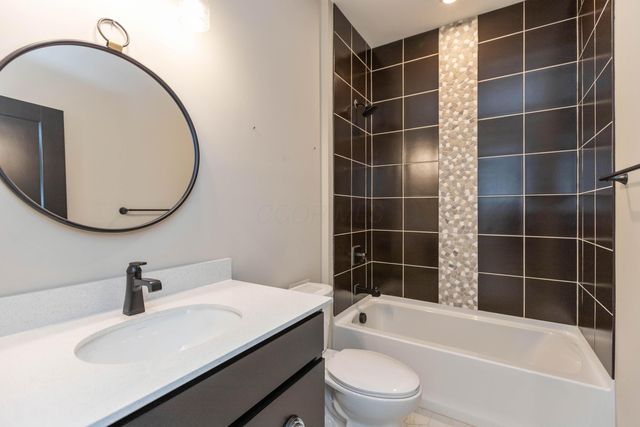 105 Encore Park Bend, Powell, OH 43065