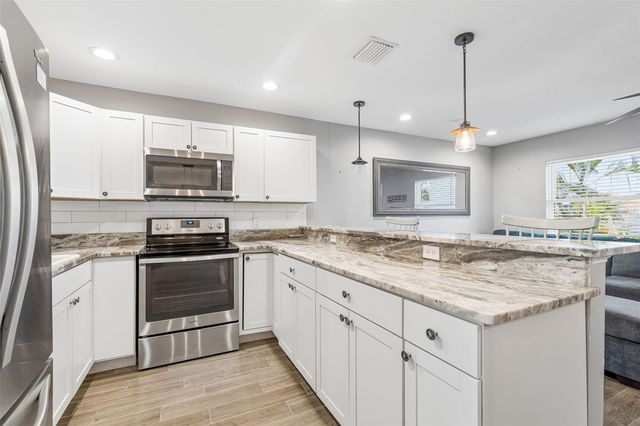 4920 38TH WAY S 101, St Petersburg, FL 33711