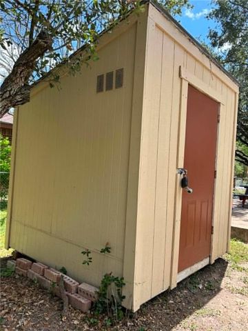 1104 Esperanza Road, Alamo, TX 78516