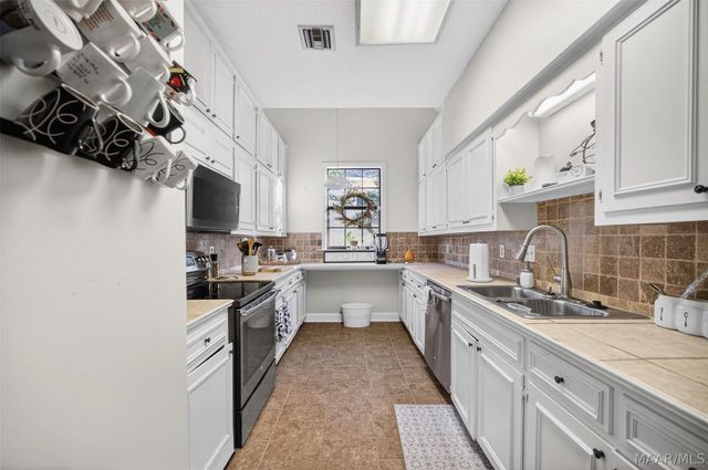 1410 Glen Grattan Drive, Montgomery, AL 36111