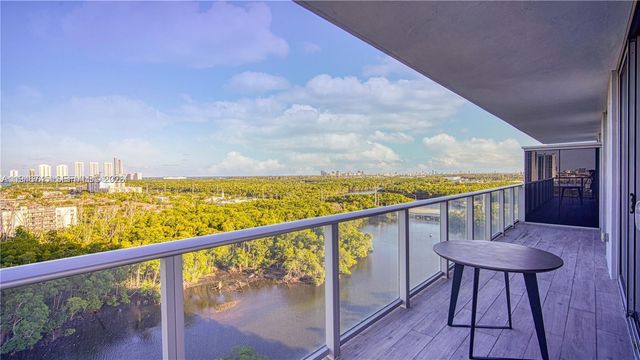 16385 Biscayne Boulevard 1415, North Miami Beach, FL 33160