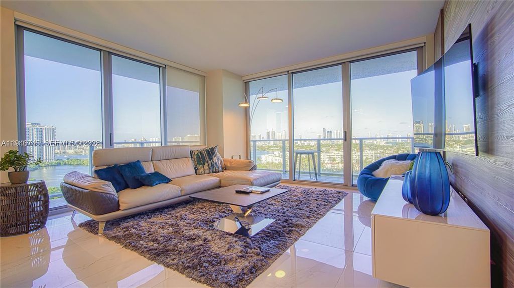 16385 Biscayne Boulevard 1415, North Miami Beach, FL 33160