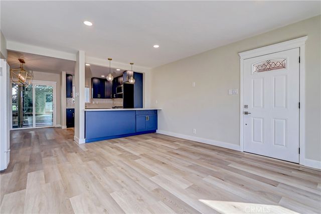 635 8th Place, Hermosa Beach, CA 90254