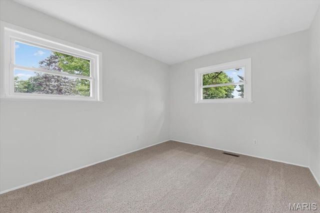 14 Olvera Circle, Florissant, MO 63031