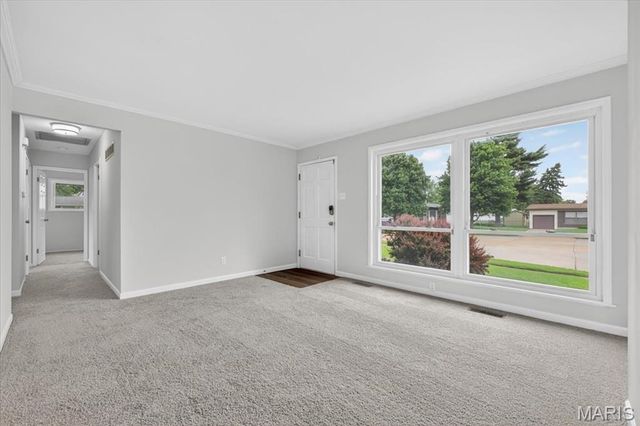 14 Olvera Circle, Florissant, MO 63031
