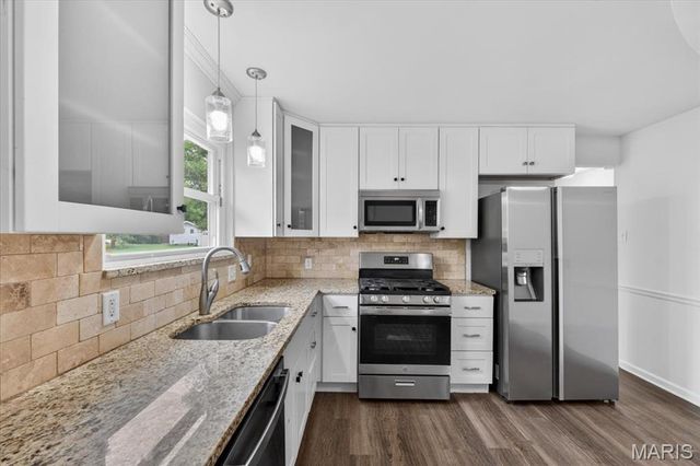 14 Olvera Circle, Florissant, MO 63031